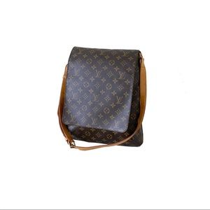 LOUIS VUITTON Monogram Musette Salsa GM Bag